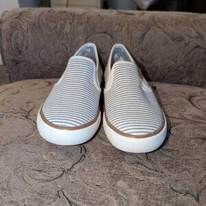 Tommy Bahama Shoes Grey Stripe Canvas Flat Sneakers Size 8.5 EUC